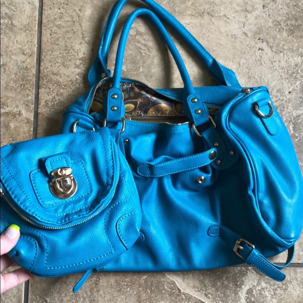 Purse - Picture 4 of 4